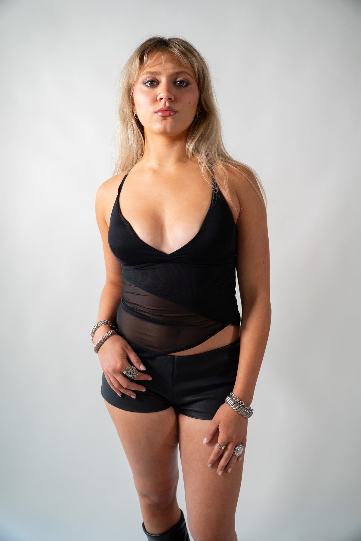 001. THE PUSH UP TOP